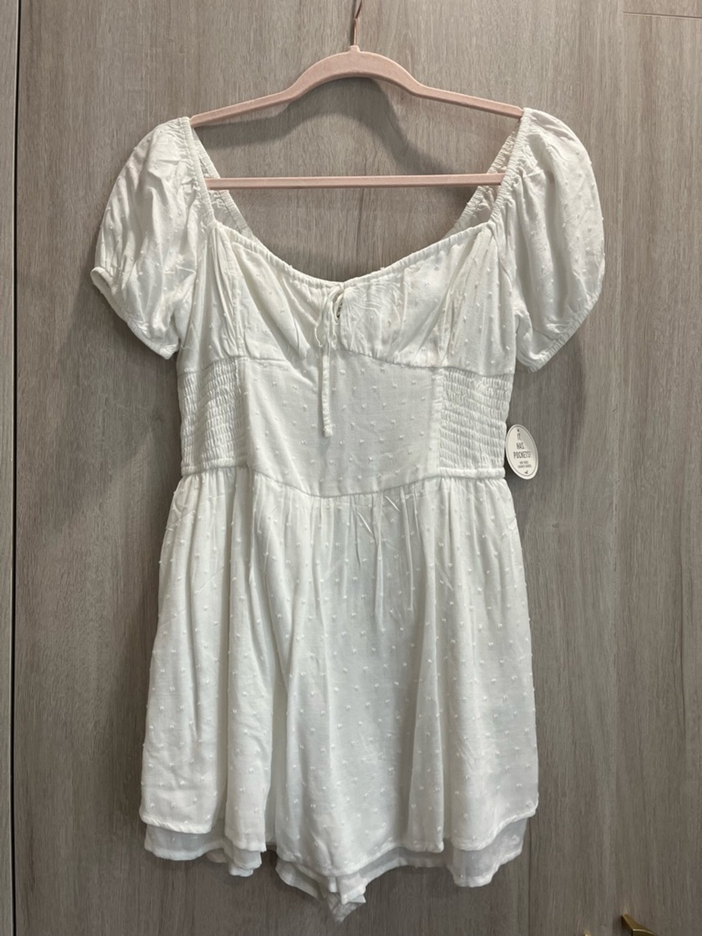 Hollister White Romper Small NWT Puff Sleeve Smocked Cottagecore Summer